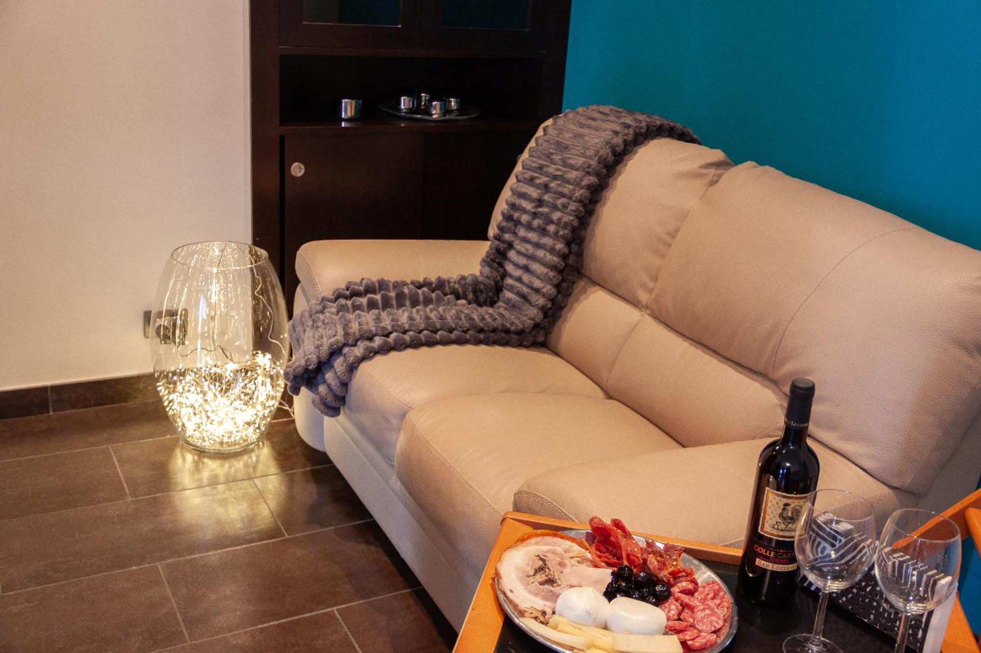 A Casa Di Marco Guesthouse - Apt Di Ciampino E Stazione Per Roma Marino Luaran gambar