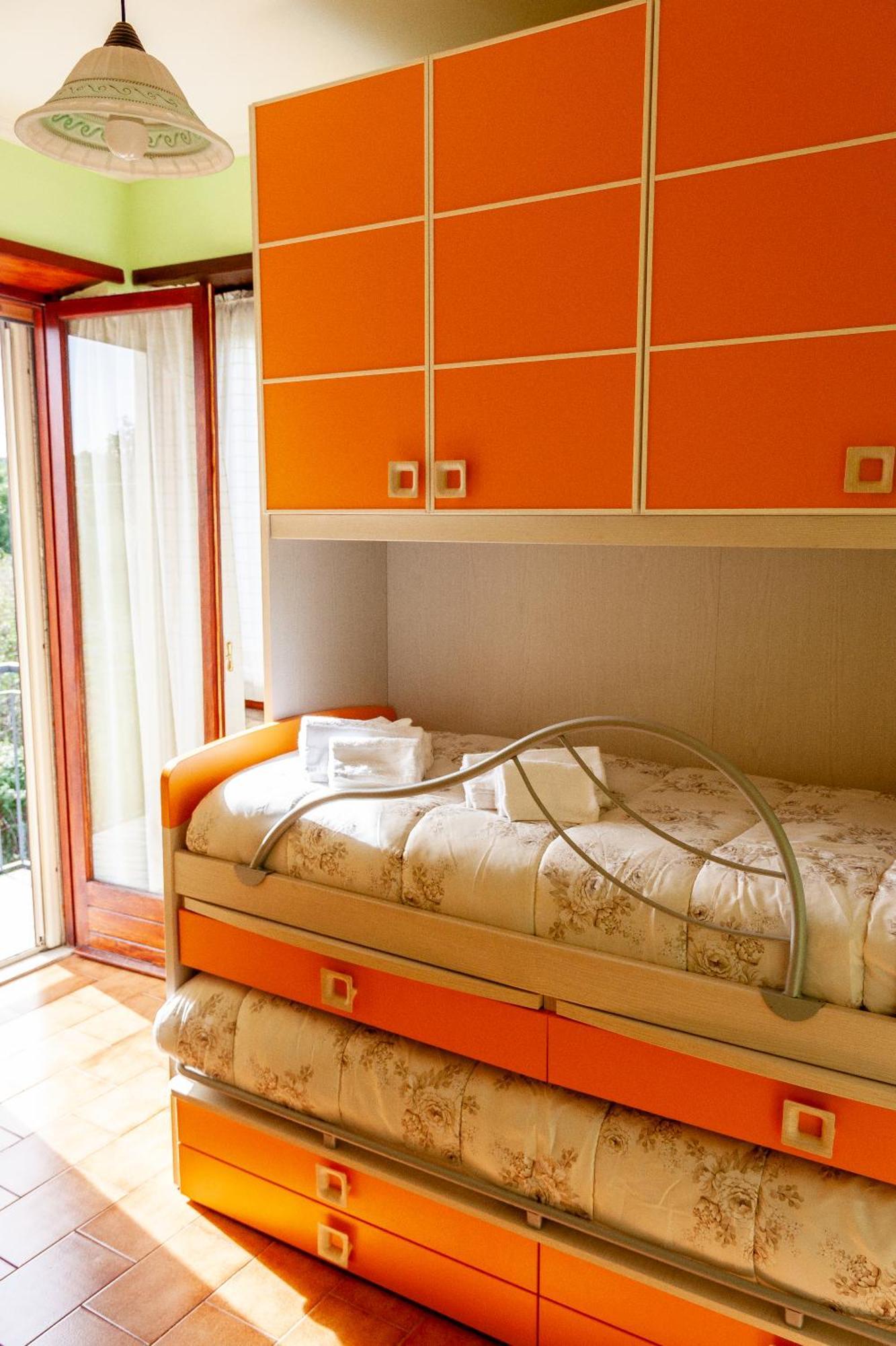 A Casa Di Marco Guesthouse - Apt Di Ciampino E Stazione Per Roma Marino Luaran gambar