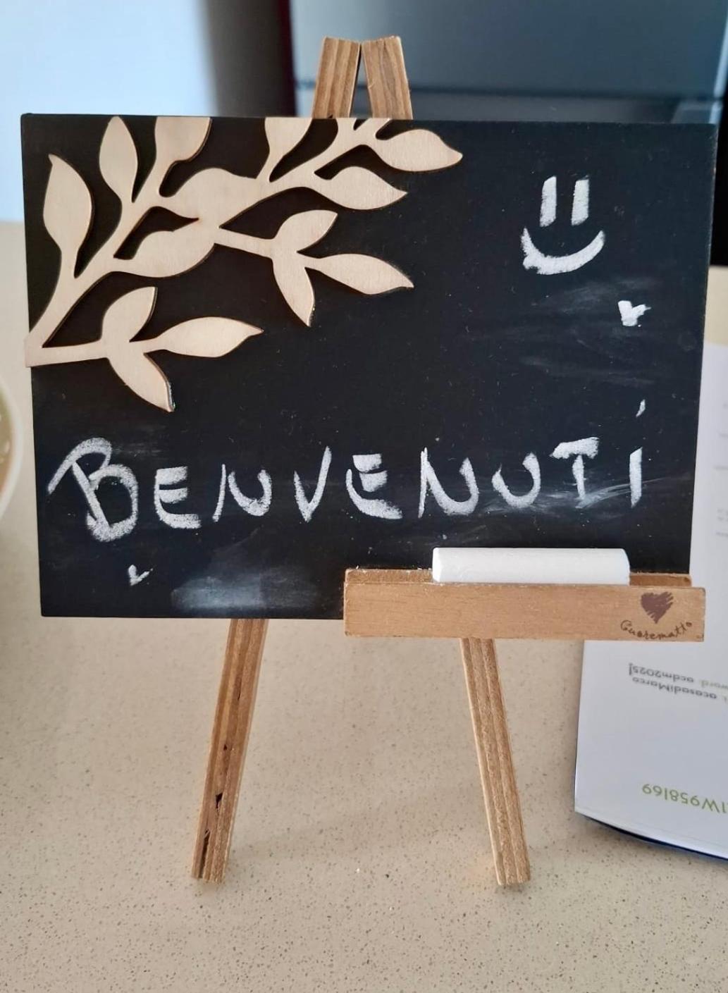 A Casa Di Marco Guesthouse - Apt Di Ciampino E Stazione Per Roma Marino Luaran gambar