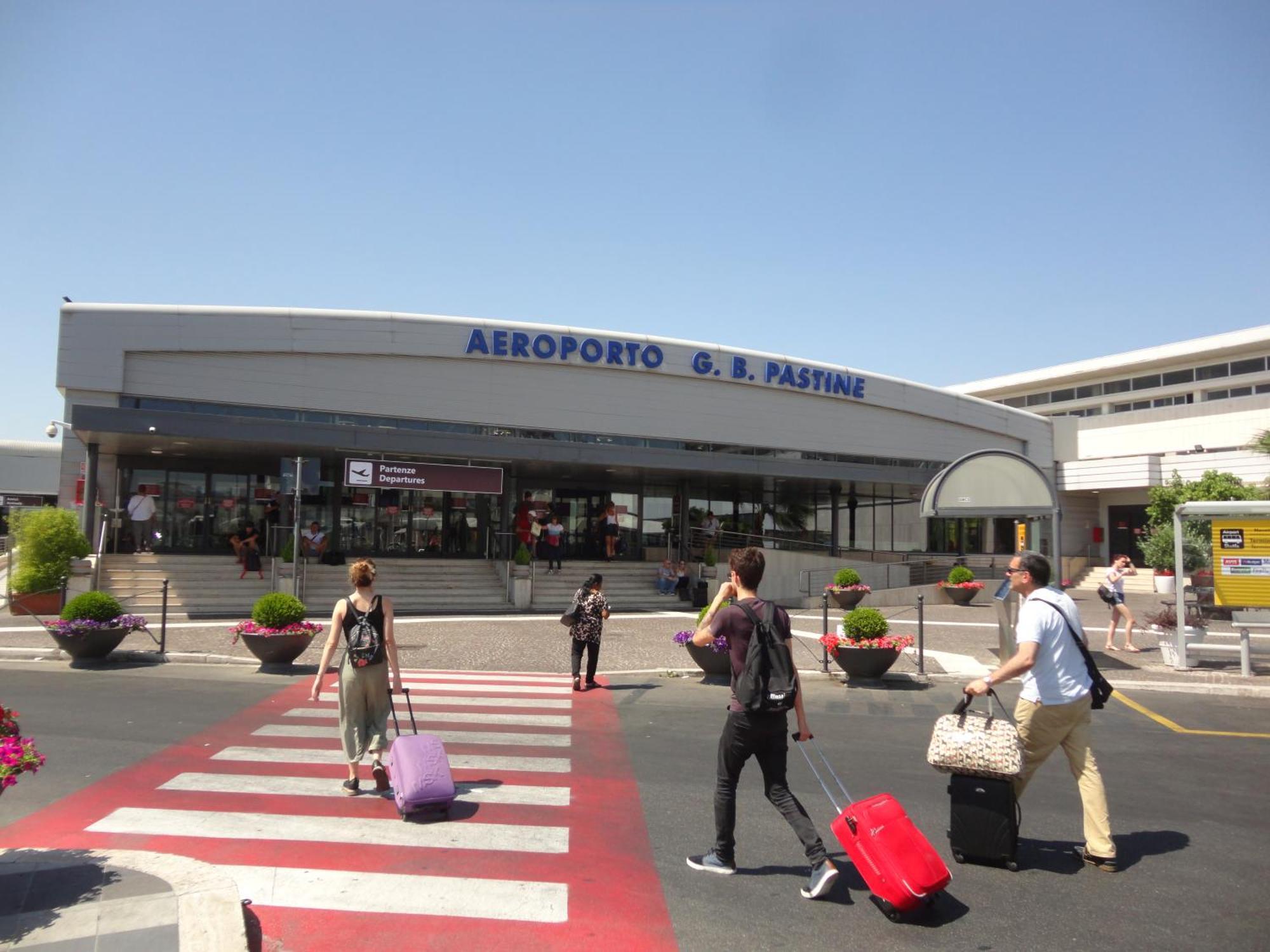 A Casa Di Marco Guesthouse - Apt Di Ciampino E Stazione Per Roma Marino Luaran gambar