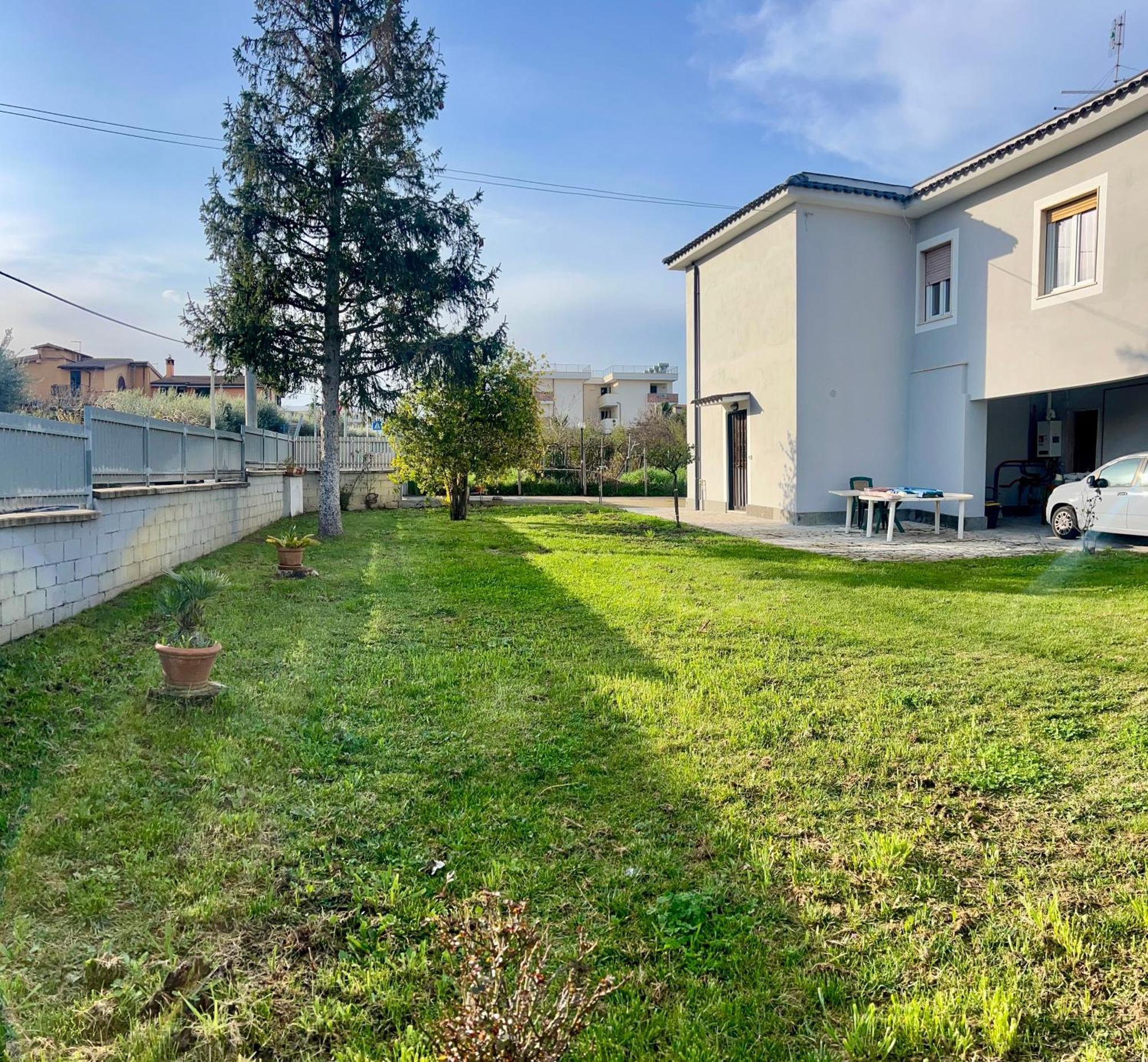 A Casa Di Marco Guesthouse - Apt Di Ciampino E Stazione Per Roma Marino Luaran gambar